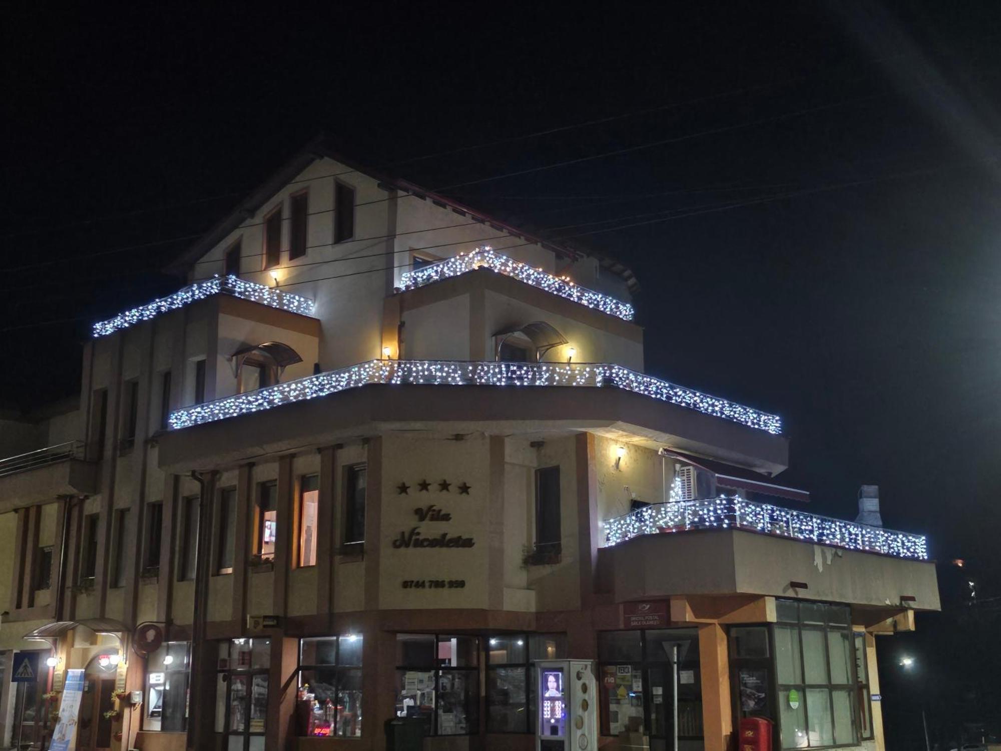 Vila Nicoleta ไบเลโอเลอเนชต์ ภายนอก รูปภาพ
