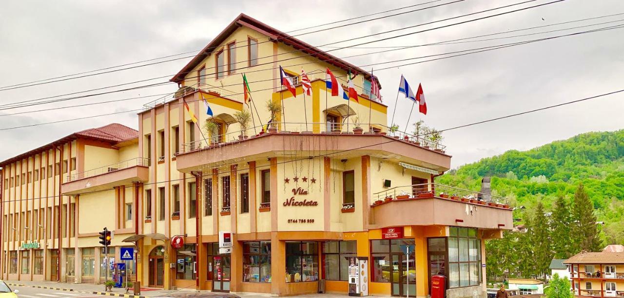 Vila Nicoleta ไบเลโอเลอเนชต์ ภายนอก รูปภาพ